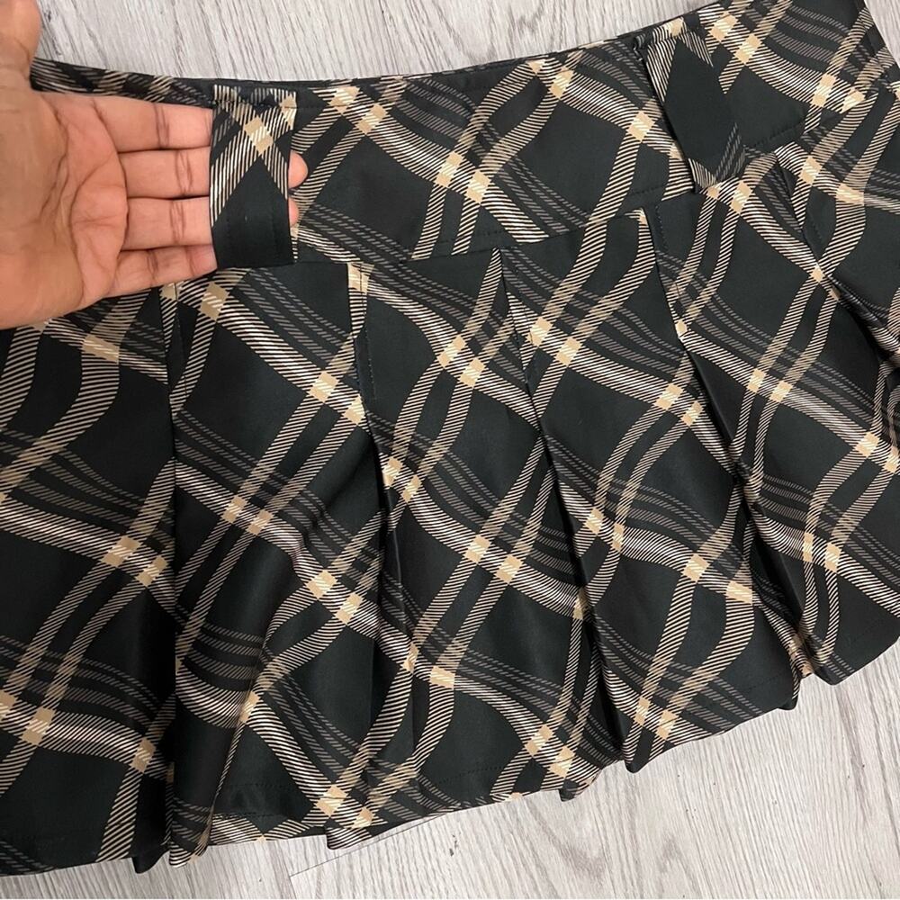 I.AM.GIA Women’s Carmel Mini Skirt Black Plaid Pleated Grunge Punk sz Large - Picture 5 of 13